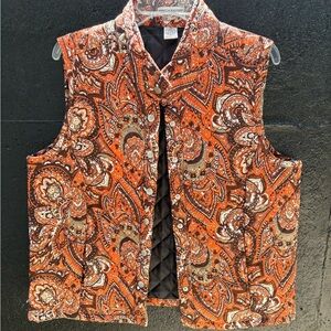 Women's Rebecca Malone Paisley Quilted Vest in Orange and Brown Size L